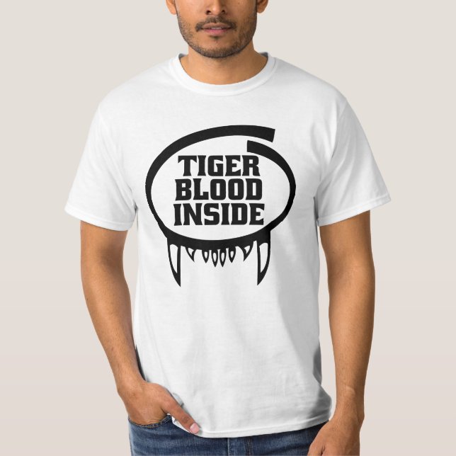 Sangue do tigre dentro da camisa para o roupa leve (Frente)