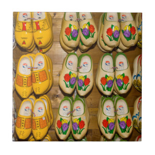 Sapatos de Madeira, Loja da Aldeia Holandesa, Noor