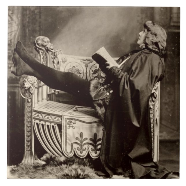 Sarah Bernhardt (1844-1923) como Hamlet no 1899 (Frente)