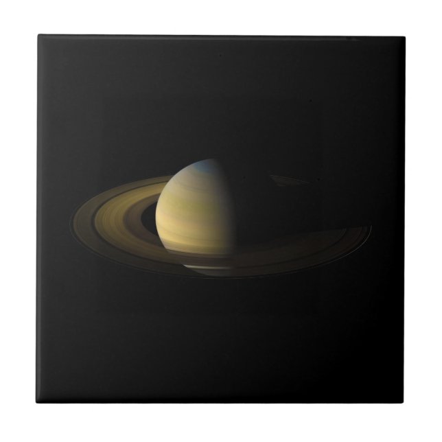 Saturn o sexto planeta do Sun (Frente)
