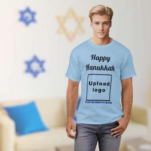 Saudações de Hanukkah em Camiseta Azul Claro