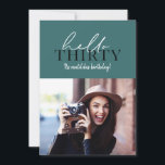 Script moderno e aniversário de 30 anos geométrico<br><div class="desc">Script moderno & geométrico 30º aniversário convidado. Padrão geométrico do dorso. A cor pode ser alterada.</div>