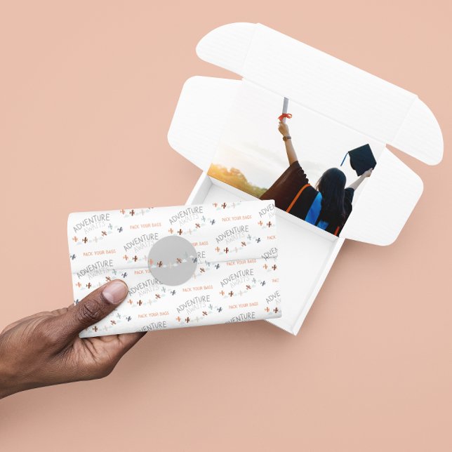 Seda Coloque seu Bolsas Adventure à espera de um papel  (Celebrate a new adventure with this, "Adventure Awaits - Pack your bags" tissue paper! )