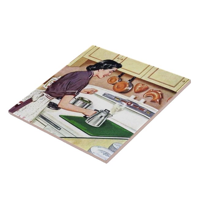 senhora da cozinha tradicional (Lateral)