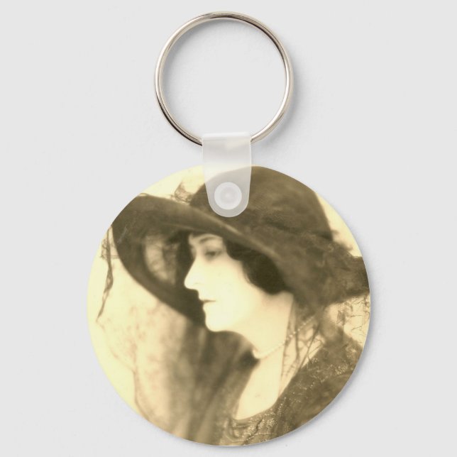 senhora de chapéu preto chaveiro (Frente)