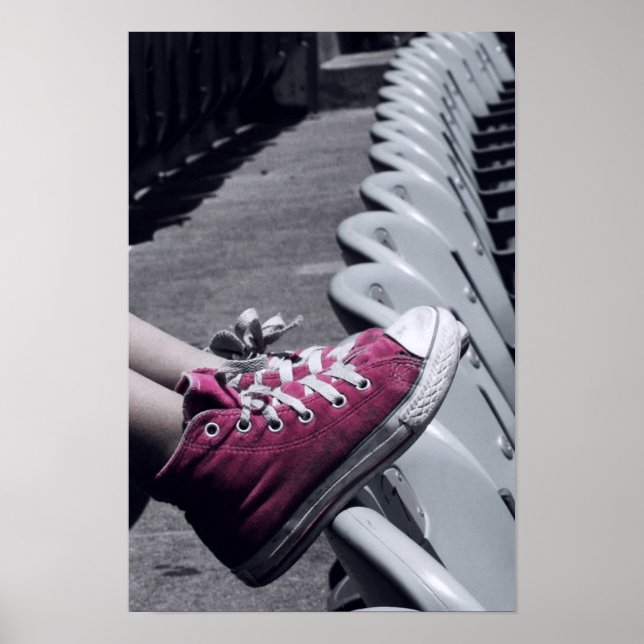 Sente-se e coloque seu poster de pés para cima (Frente)