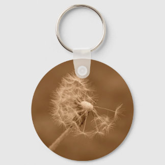 Sepia Dandelion Chaveiro