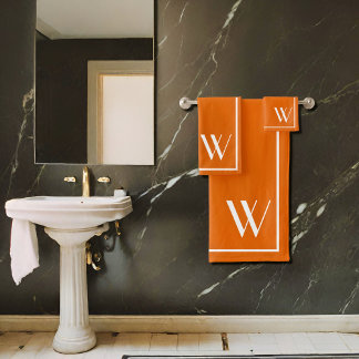 Seu monograma no conjunto de toalhas de banho lara