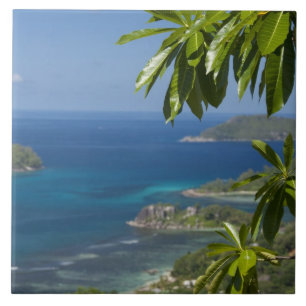 Seychelles, Ilha de Mahe. Costa ocidental de