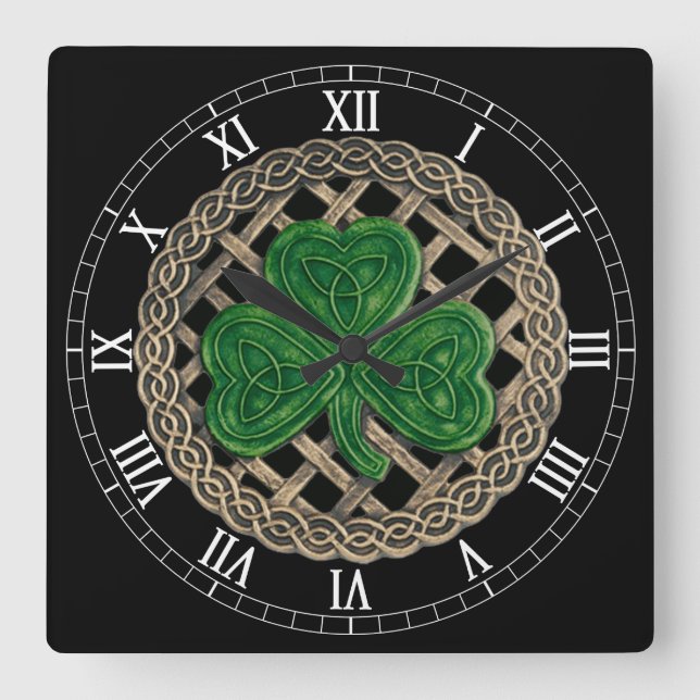 Shamrock Preto e Números Célticos Relógio de Numer (Frente)