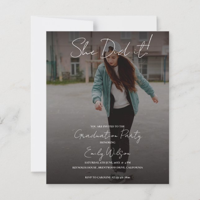 She Did It Graduation Multi Photo Party Invitation (Frente)