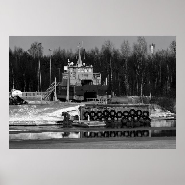 ship pier poster (Frente)