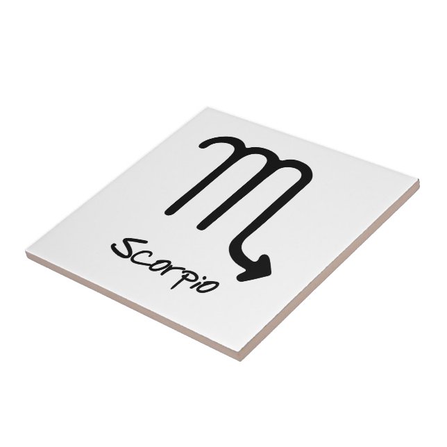 Signo Zodiacal de Escorpião em Fundo Branco (Lateral)