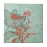 Silhueta de Flores Vermelhas em Fundo Teal<br><div class="desc">Três flores vermelhas contrastam com um fundo especial nesta pintura de Megan Meagher. Uma silhueta de outra flor se inclina da esquerda da impressão. Uma peça simples com muita coisa acontecendo. Isso seria um belo presente para um amigo ou amado que gosta de arte!</div>