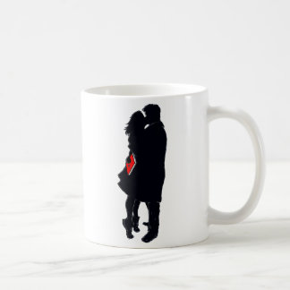 Silhueta de um beijo (11 onças. caneca de café)