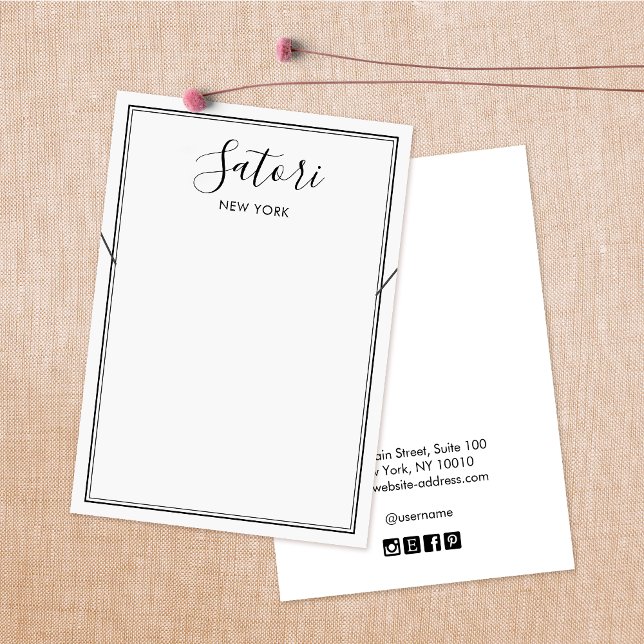 Simple White Black Border Script Necklace Display (Criador carregado)