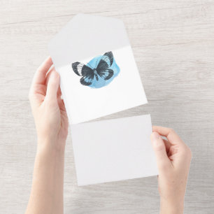 simples convite de borboleta elegante e papelaria