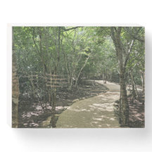 Sinal de caixa de madeira