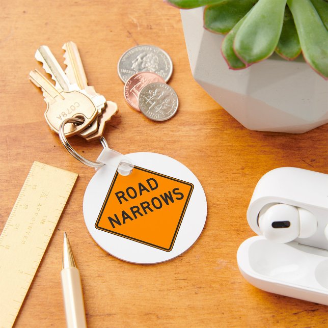 Sinal de estrada de estreito Chaveiro (Criador carregado)