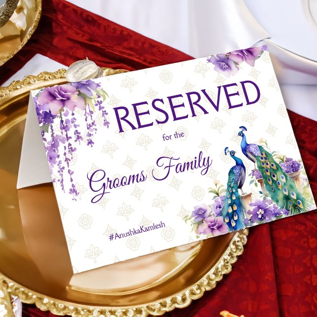 Sinal reservado para casamento de púrpura da Índia (Peacock purple Indian wedding reserved table sign two peacocks lilac wisteria reserved sign)