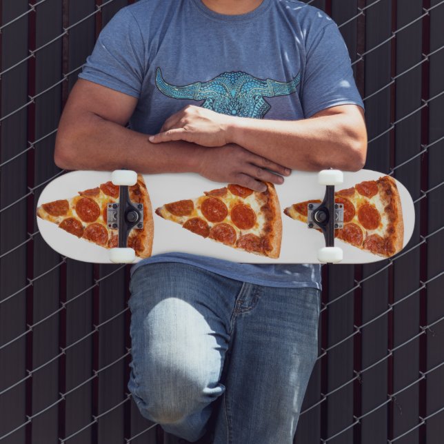 Skate A fatia clássica de pizza de pepperoni SlipperyJoe (Ao ar livre 3)