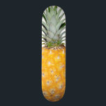 Skate Abacaxi tropical<br><div class="desc">Imagem de um abacaxi maduro, suculento, amarelo. O abacaxi (comosus do ananás) é uma planta tropical com fruta múltipla comestível. Os abacaxis têm a suculência excepcional e um sabor tropical vibrante que equilibre os gostos do doce e da galdéria. Um fim-p de um abacaxi maduro é um divertimento, imagem suculenta...</div>
