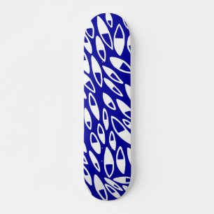 Skate Abstrato Pétalas - Branco no Azul-escuro