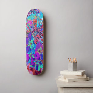 Skate Abstrato Roxo e Flor Azul