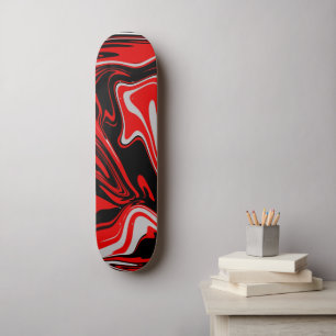 Skate Abstrato Vermelho e Preto