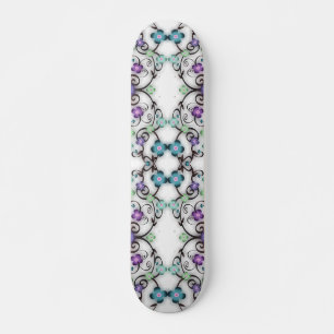 Skate Admirável Vista de Flores Violeta Azul Lacey
