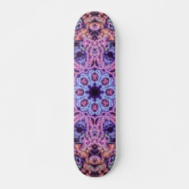 Skate Alienígena Psicodélico Roxo Caleidoscópico Mandala
