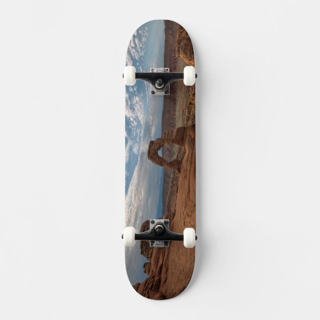 Skate Amanhecer no arco delicado (Frente)