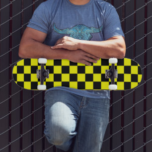 Skate Amarelo Sólido com Estilo de Quadrado Preto