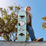 Skate Amendoins | Esnoopia<br><div class="desc">Snoopy é o amoroso bicho de estimação de Charlie Brown na tira cômica Peanuts de Charles M. Schulz. Veja este design de amendoins bonitinho com este cão amável.</div>
