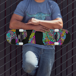 Skate Arte com Padrão Pintado à Mão e Digitalmente 28
