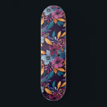 Skate Arte de Flores de Aquarela de Marinho Burgundy<br><div class="desc">Este padrão elegante e artístico é perfeito para a moda e na moda. Apresenta uma borda vermelha, azul-marinho, amarelo-mostarda, verde-esmeralda, queda de aquarela azul clássica e outono, flores e deixa o padrão do buquê sobre um simples fundo de burlagem roxa. É um país artístico, moderno, bonito, único e moderno. Estilize...</div>