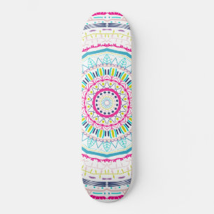 Skate Arte Vibrante e Colorida de Mandala