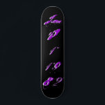 Skate "B-Day" Jan 01 1982<br><div class="desc">O skate "B-Day" é um conselho legal e único que você pode personalizar facilmente com sua própria data de aniversário! É um presente fabuloso para aniversários,  feriados e outras ocasiões especiais!</div>