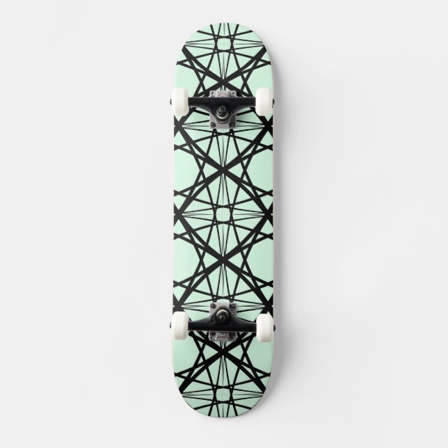 Skate Bandeira da Casa Geométrica Preta e Verde (Frente)