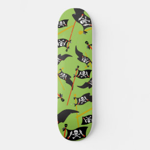 Skate Bandeira Pirata Preta Caveiras Ossos Brancos Pilha