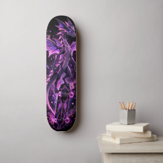 Skate Baralho Dragão Roxo da Galáxia - Fera Neon Cósmica