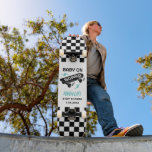 Skate Bebê no Chá de fraldas do Conselho<br><div class="desc">Sinal de boas-vindas do bebê no Chá de fraldas Conselho! Prepare-se para levar seu chá de fraldas para o próximo nível com designs super-radicais de chá de fraldas de skate da Creative Union! Este legal design de skate certamente vira cabeças e sorri de faísca quando seus hóspedes leem Bebê no...</div>