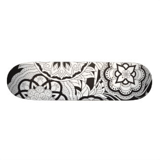 Skate black&white  pattern with mandalas