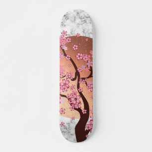 Skate Blooming Sakura Branch sobre ouro sol em mármore