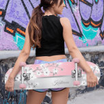 Skate Blossom Monograma de Cereja Rosa Brilhante Girls<br><div class="desc">Um galho de cereja branca floresce num fundo brilhante cor-de-rosa. Personalize este skate com o nome da sua filha!</div>