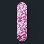 Skate Borboletas Aquarela Magenta Rosa<br><div class="desc">Pintura de borboletas cor-de-água magenta e branca.</div>