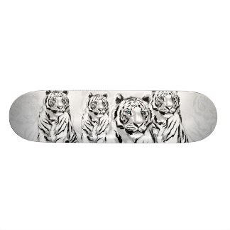Skate branco esplêndido do tigre