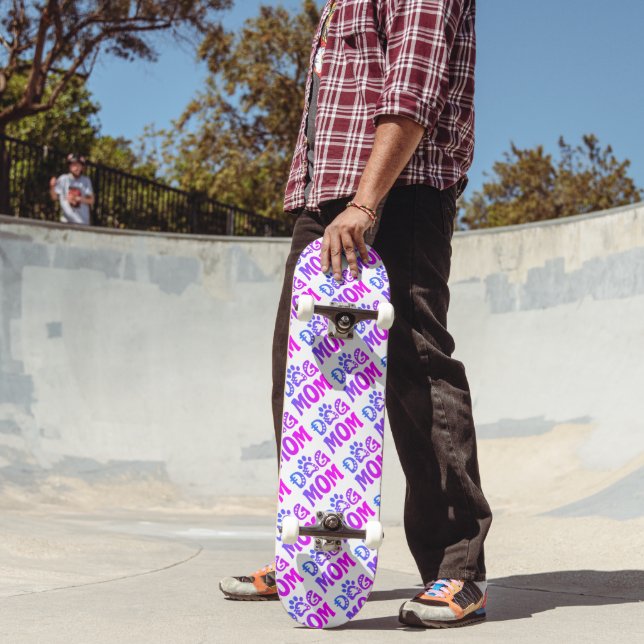 Skate Cachorro Mãe (Ao ar livre 2)