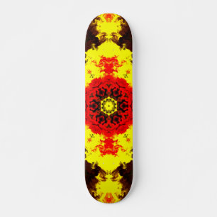 Skate Caleidoscópio Psicodélico Flor Amarelo e Vermelho