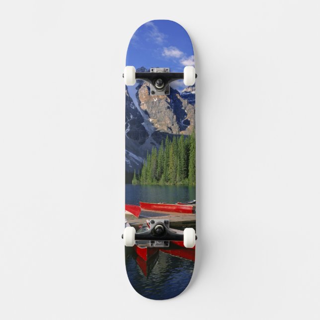 Skate Canadá, Alberta, Lago Moraine. Canoas vermelhas ag (Frente)